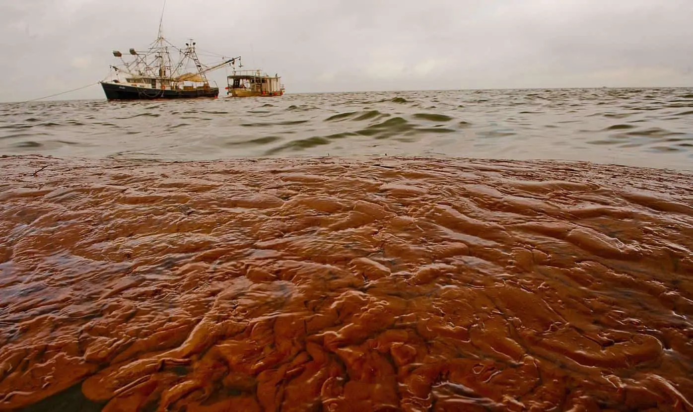 BP Oil Spill Big Corporate Scandal (2009)